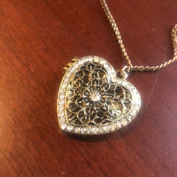 Heart locket necklace long - Picture 2 of 3